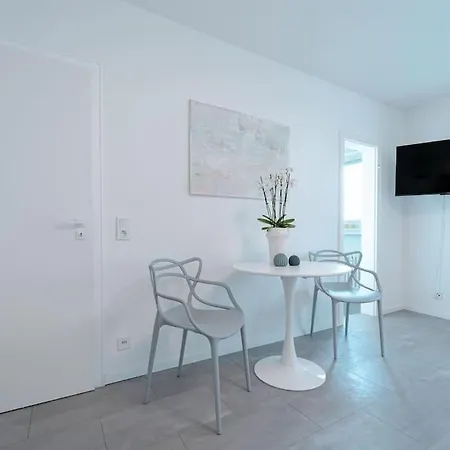 Zentral Gelegenes 아파트