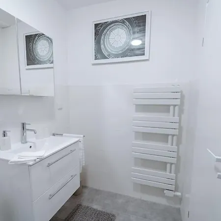 Zentral Gelegenes 아파트 한